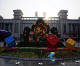 湖北襄陽:春運首日鐵路安全宣傳豐富多彩