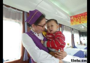 列車上開“小灶”