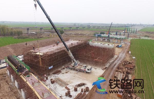 中鐵七局鄭州公司黃河橋