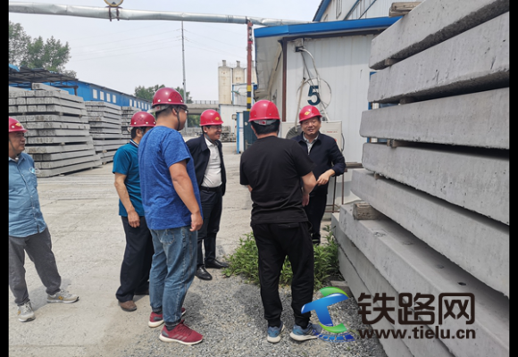 張景群到瑞達公司檢查指導工作