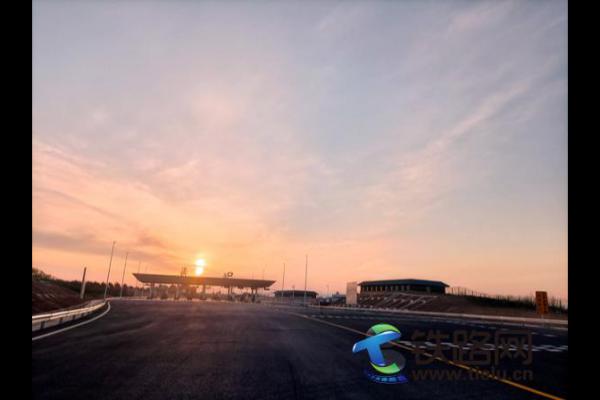 ��Į׃ͨ;�������������~�{�����l�ν���ͨ܇