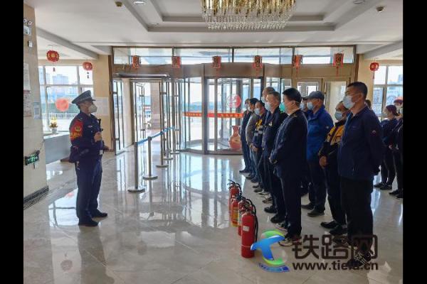 �������đ���ˮƽ�� �a�ֺ���܇վ�ɳ������a��