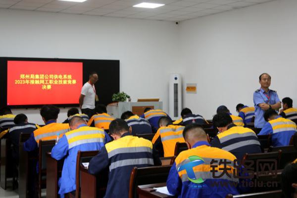 ��֩��b�������^�������I�ռ���