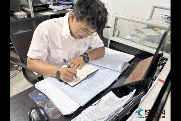 篤行工地,磨礪青春——記中鐵一局電務公司七分公司