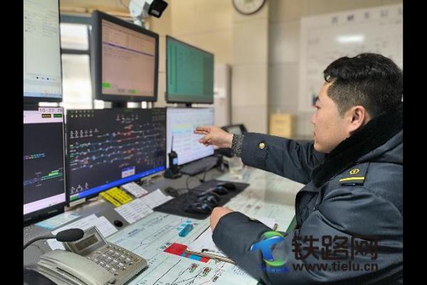 黎鑫:春運安全的幕后守護者