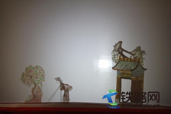 ��FԺ�M���_չ�����zչ�L(f��ng)�� ƤӰ�M(j��n)У�@�����(d��ng)