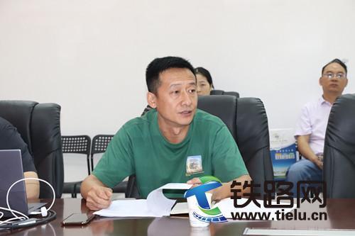 陜鐵院召開后勤外包服務(wù)項(xiàng)目甲乙雙方見面會(huì)